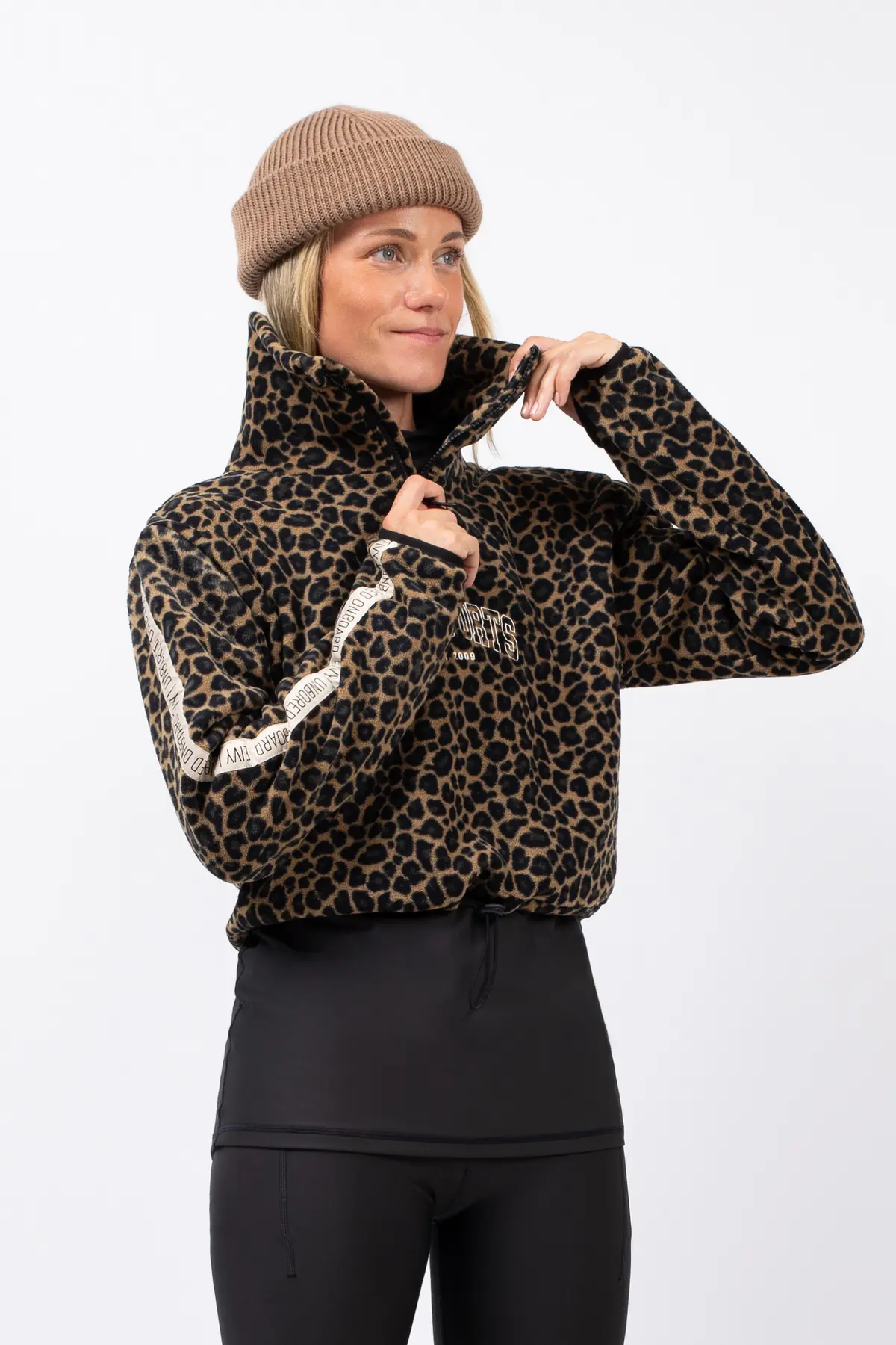 Peg Zip Cropped Fleece - Black