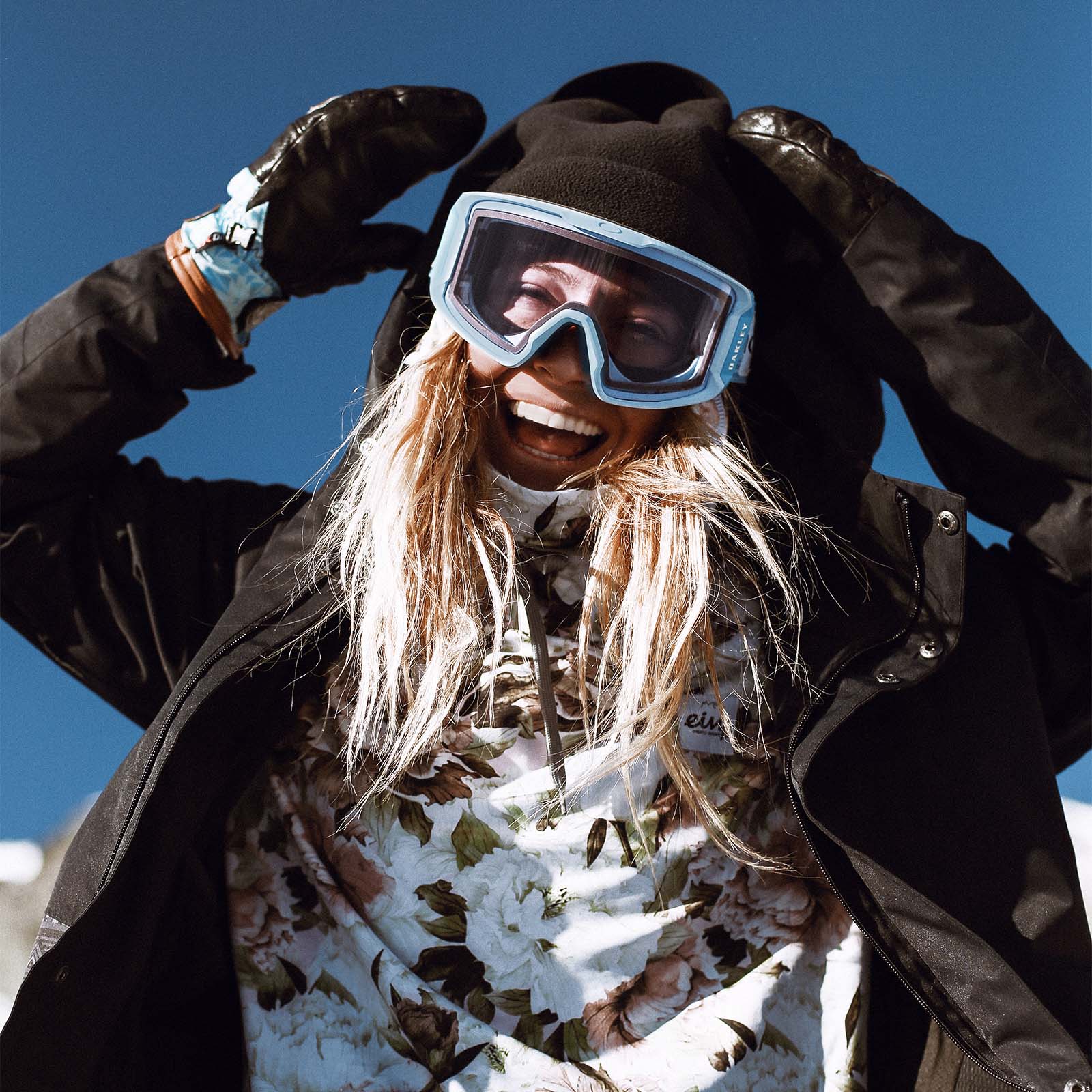 slider-image-https://www.eivy.co/image/4853/JamieAnderson_SaasFee2021_DashaNosova_0443_2.jpg