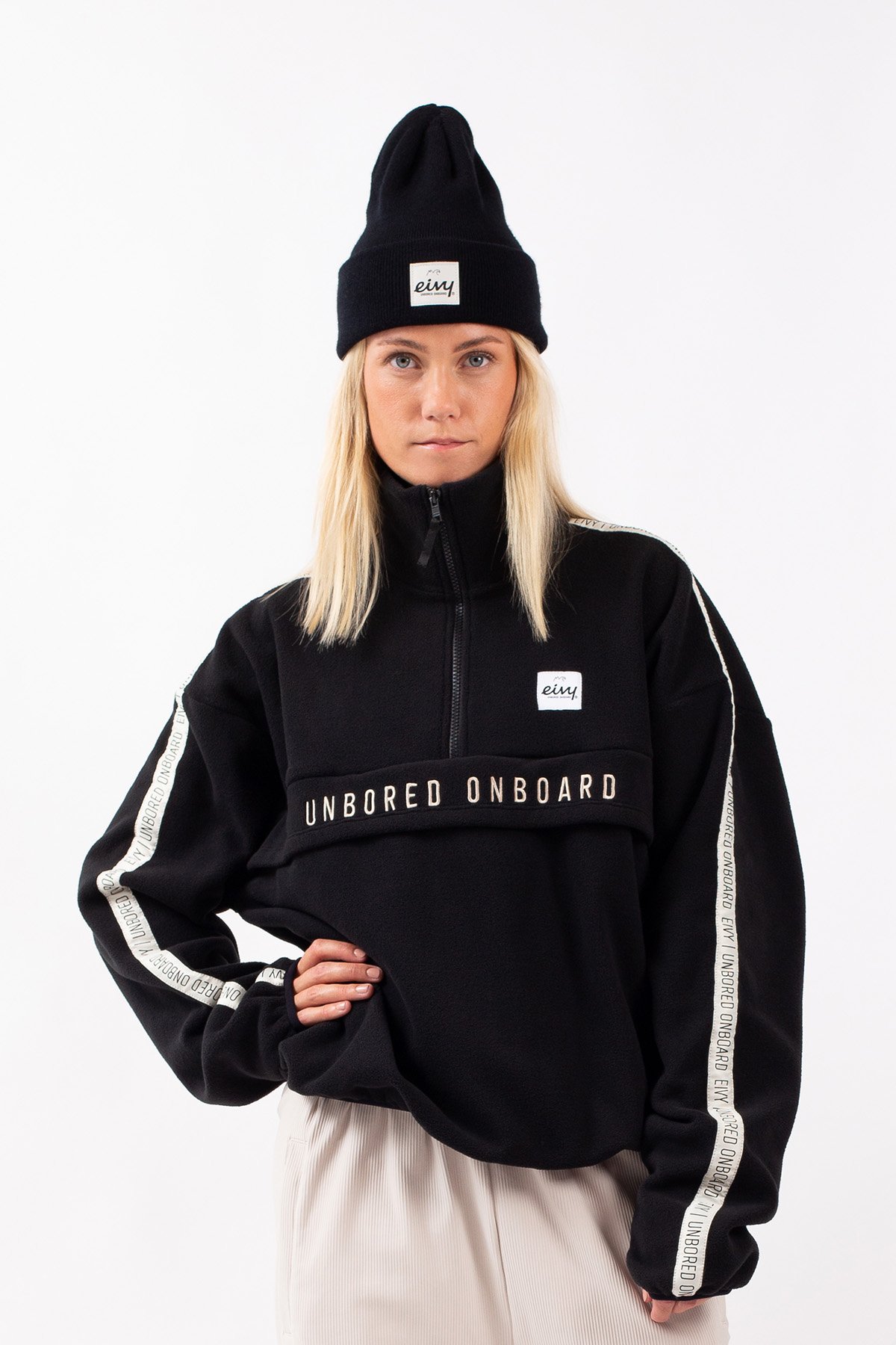Ball-Fleece-Black_1.jpg Ball-Fleece-Black_1.jpg