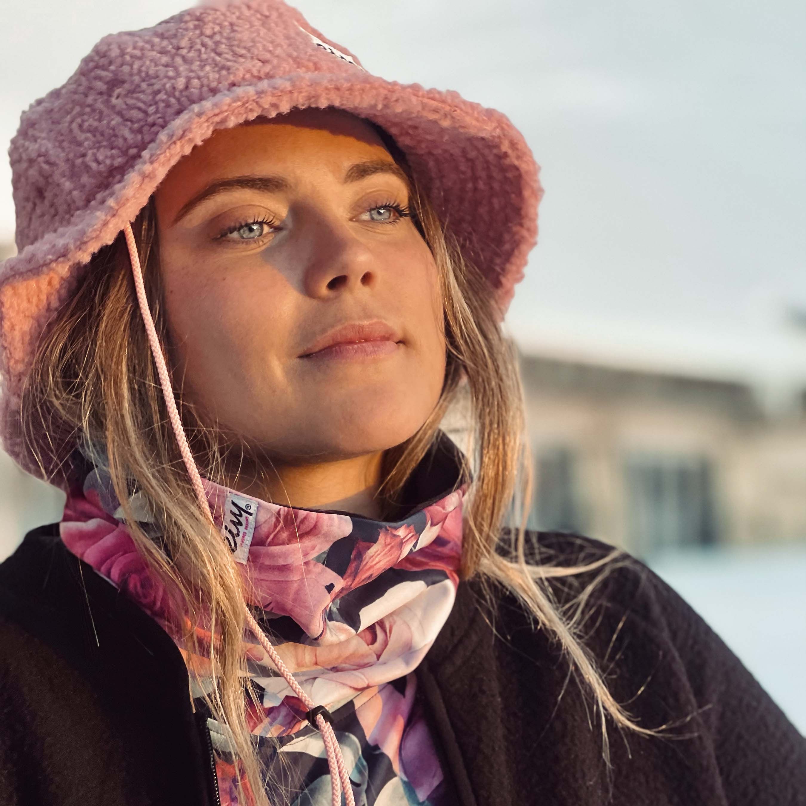 slider-image-https://www.eivy.co/image/5654/Winter-Blossom.jpg