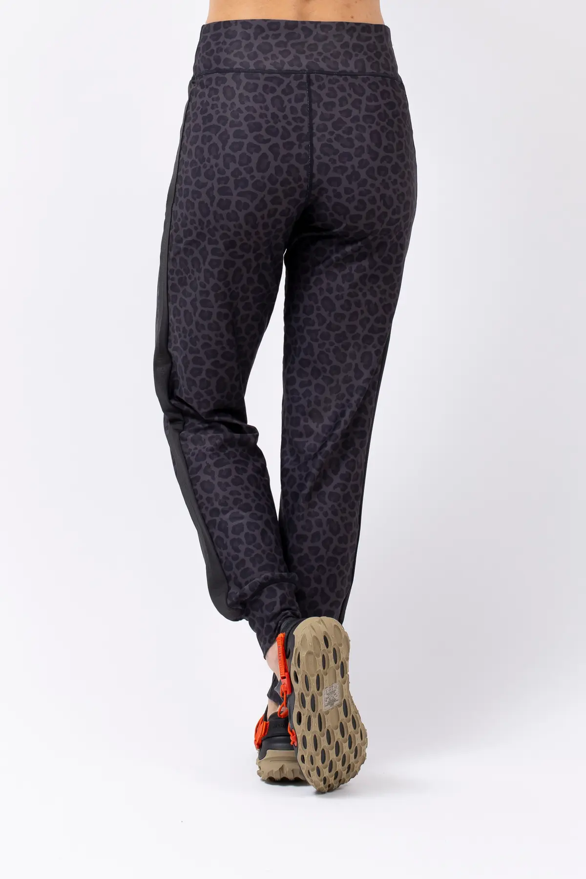 Journey Travel Pants - Black Leopard