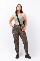 Journey Travel Pants - Leopard | XS