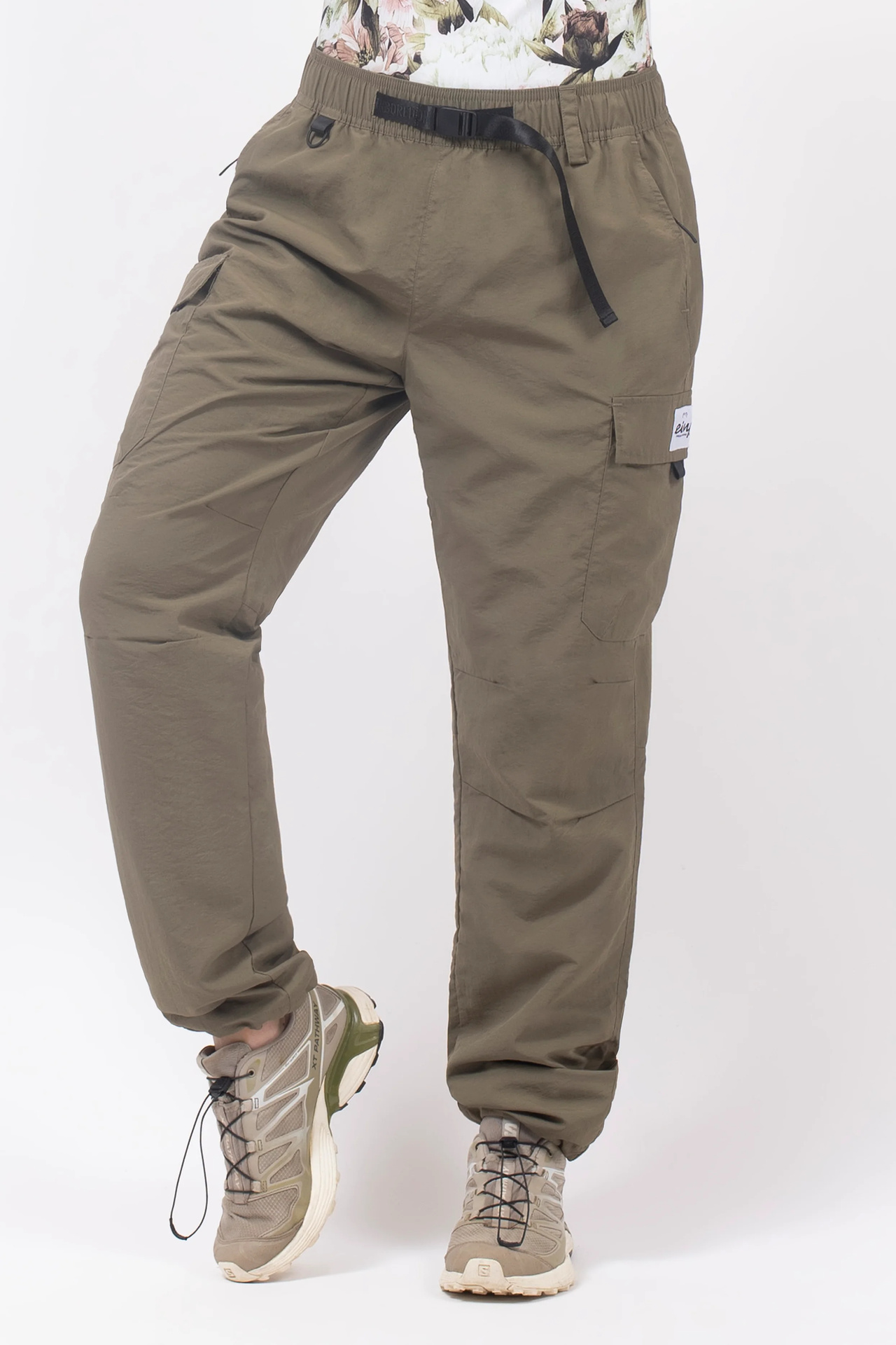 Fitted Outdoor Pants - Olive | L