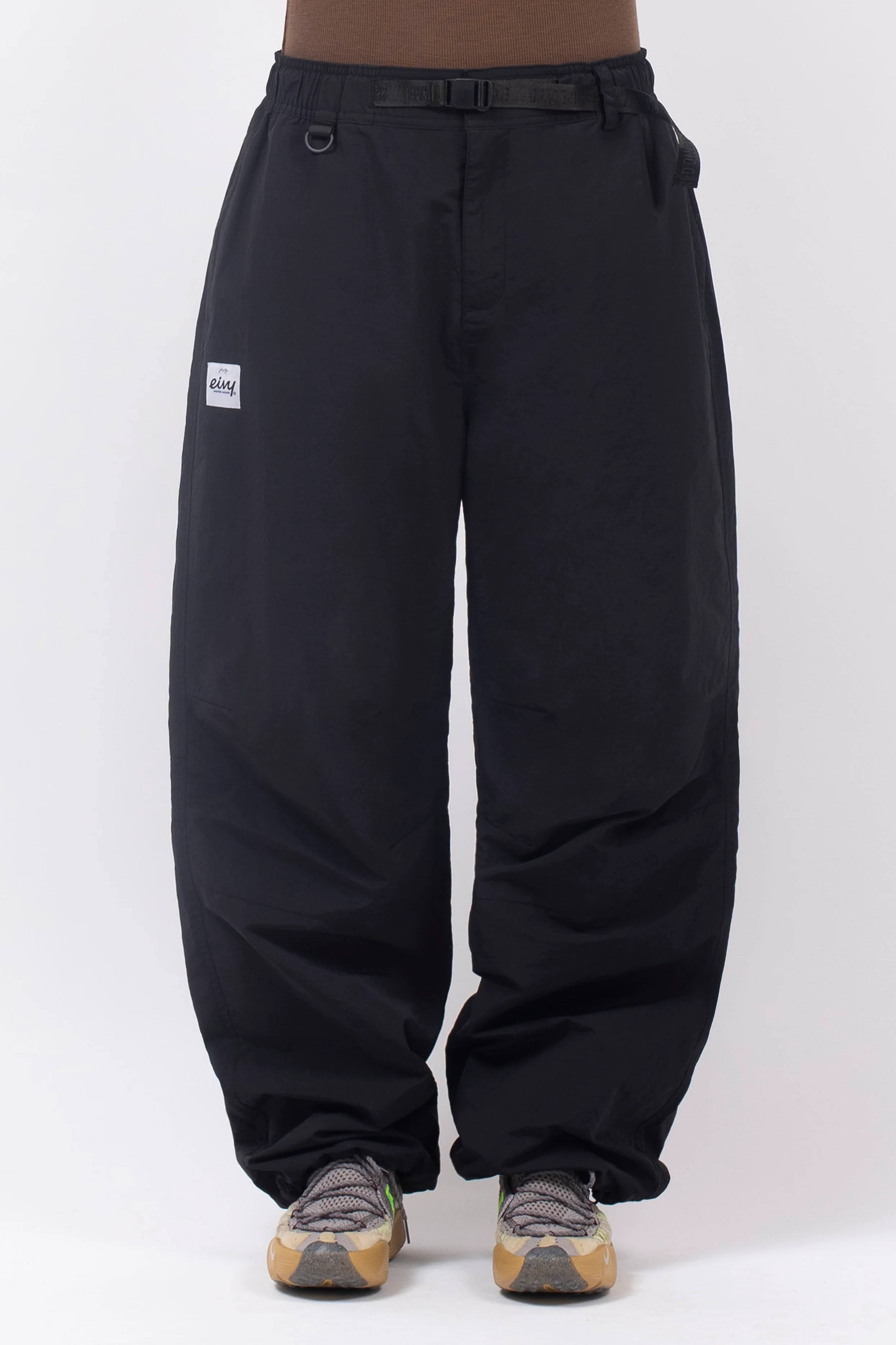 Oversized Outdoor Pants - Black Oversized Outdoor Pants - Black