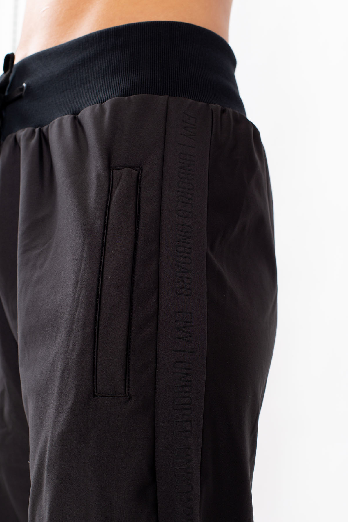 Harlem Travel Pants - Black | XS