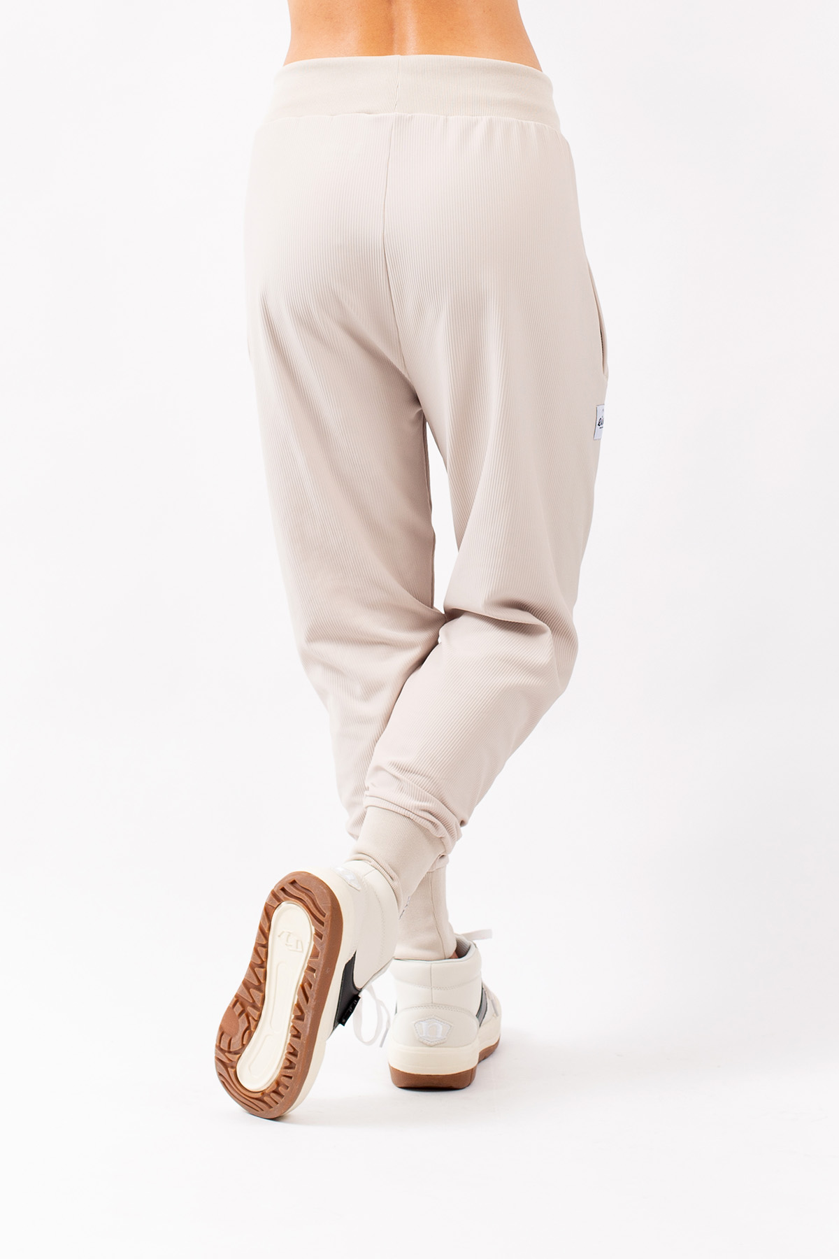 Harlem Rib Travel Pants - Faded Cloud | M