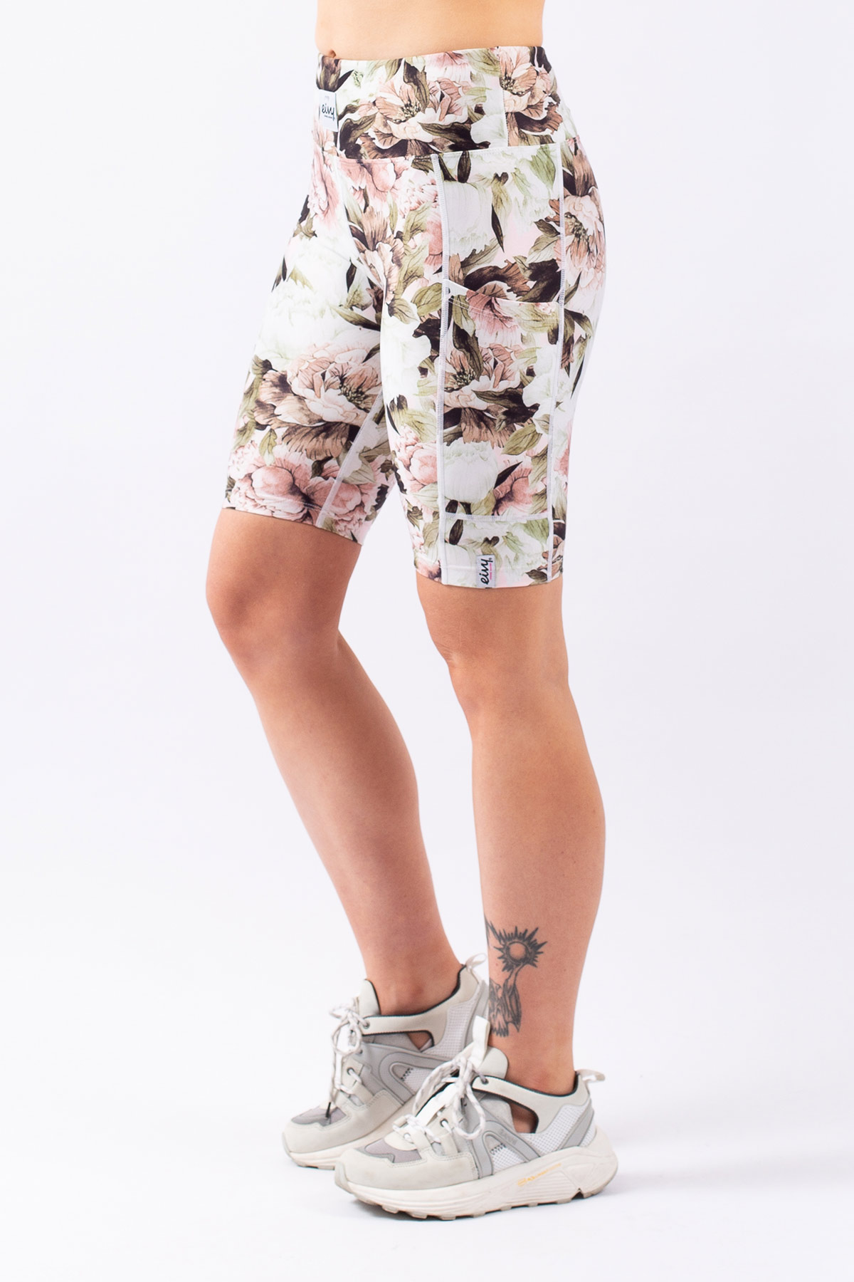 Venture Biker Shorts - Bloom | S