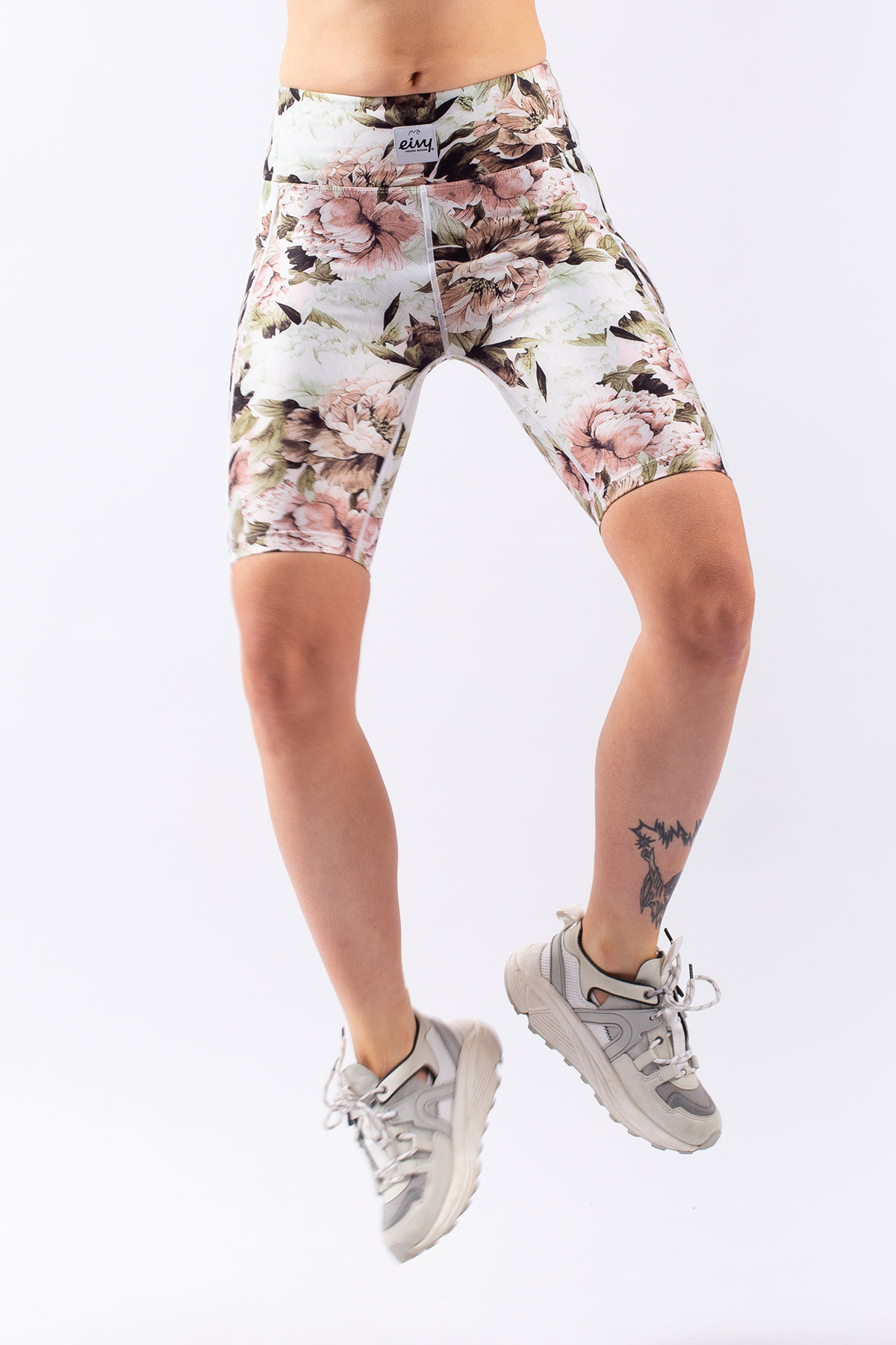 Venture Biker Shorts - Bloom