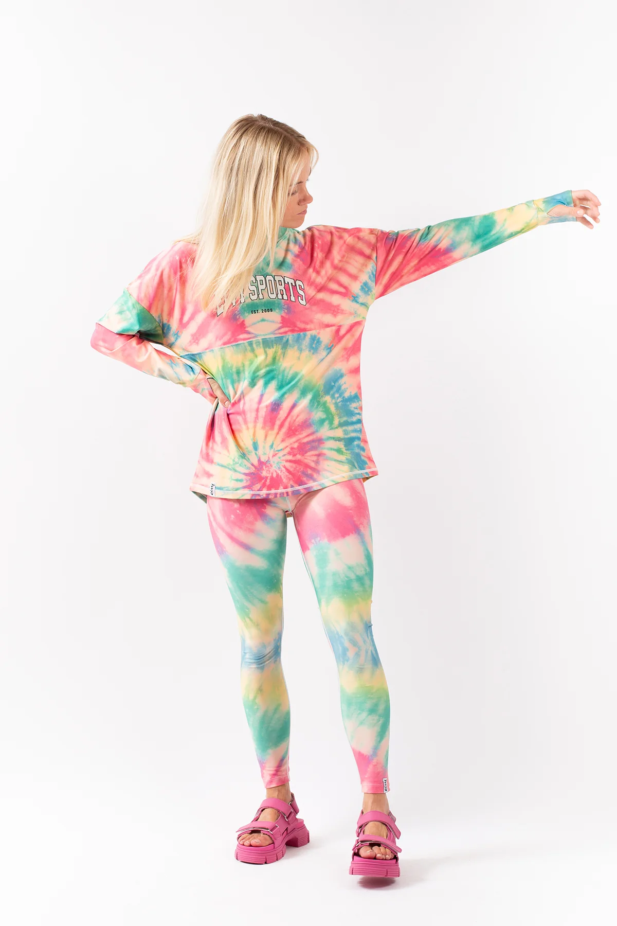 Venture Top - Tie-dye | XL