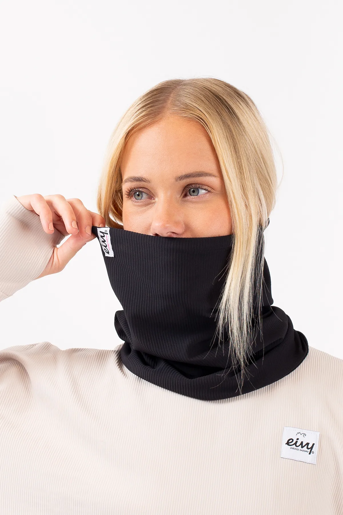 Colder Rib Neckwarmer - Black | One Size