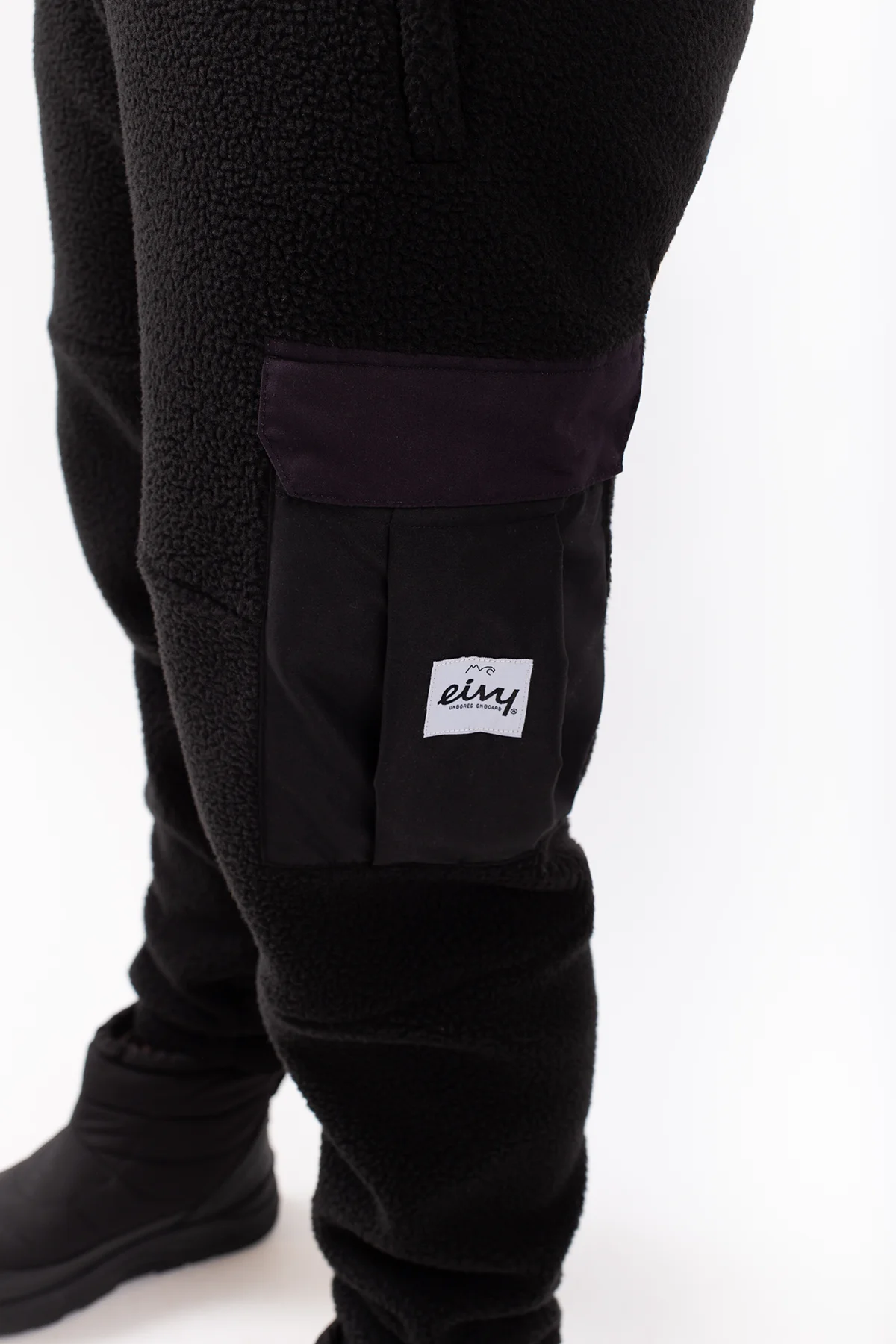 Cargo Sherpa Pants - Black | XS