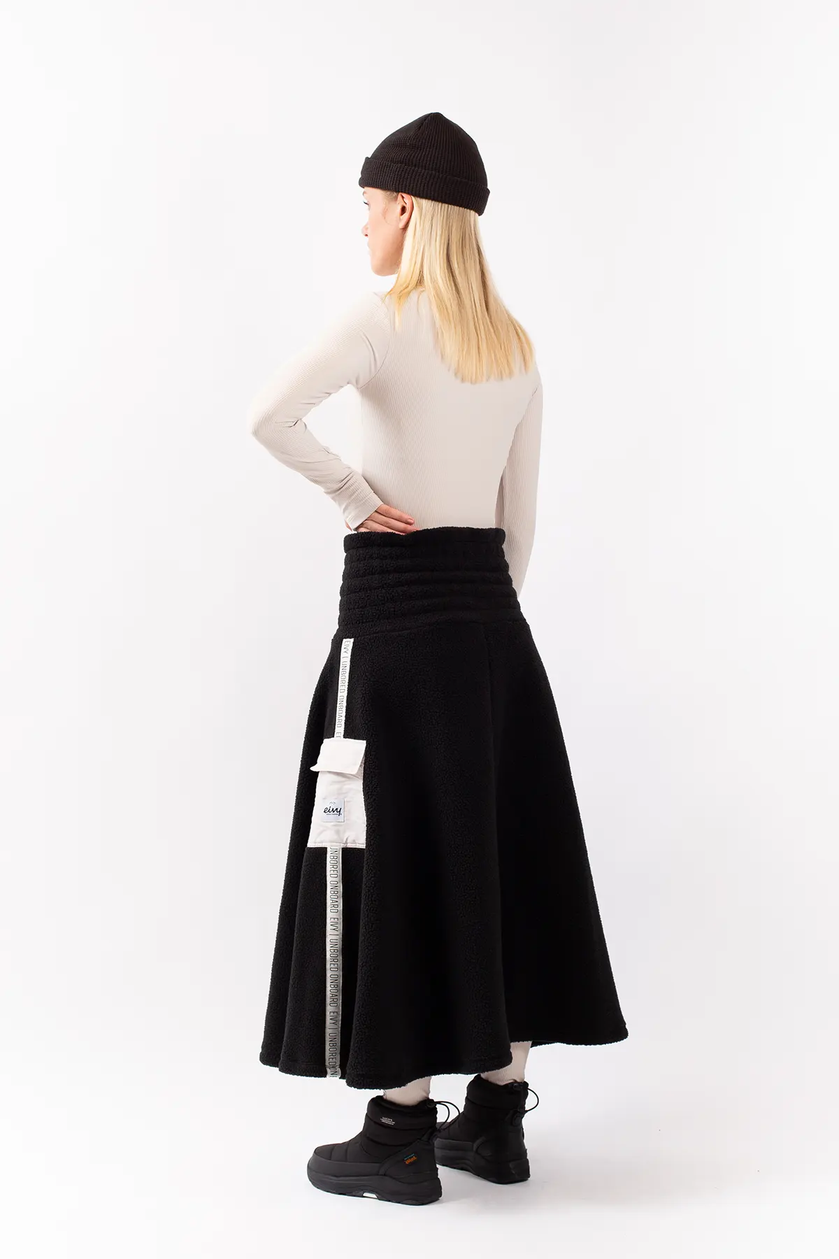 Valley Sherpa Skirt - Black | XS