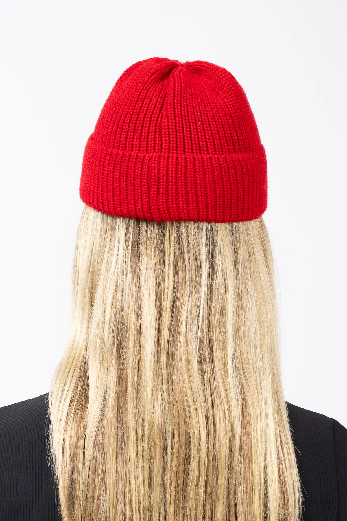 Shorty Knit Beanie - Red
