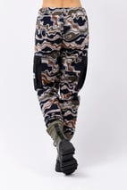Cargo Sherpa Pants - Curve Camo